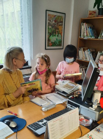 PASOVÁNÍ PRVŇÁČKŮ NA ČTENÁŘE 2021